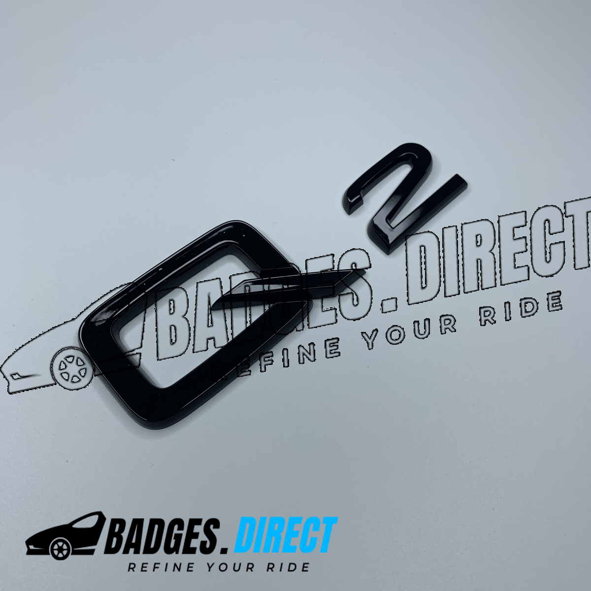 Q2 Rear Badge Gloss Black