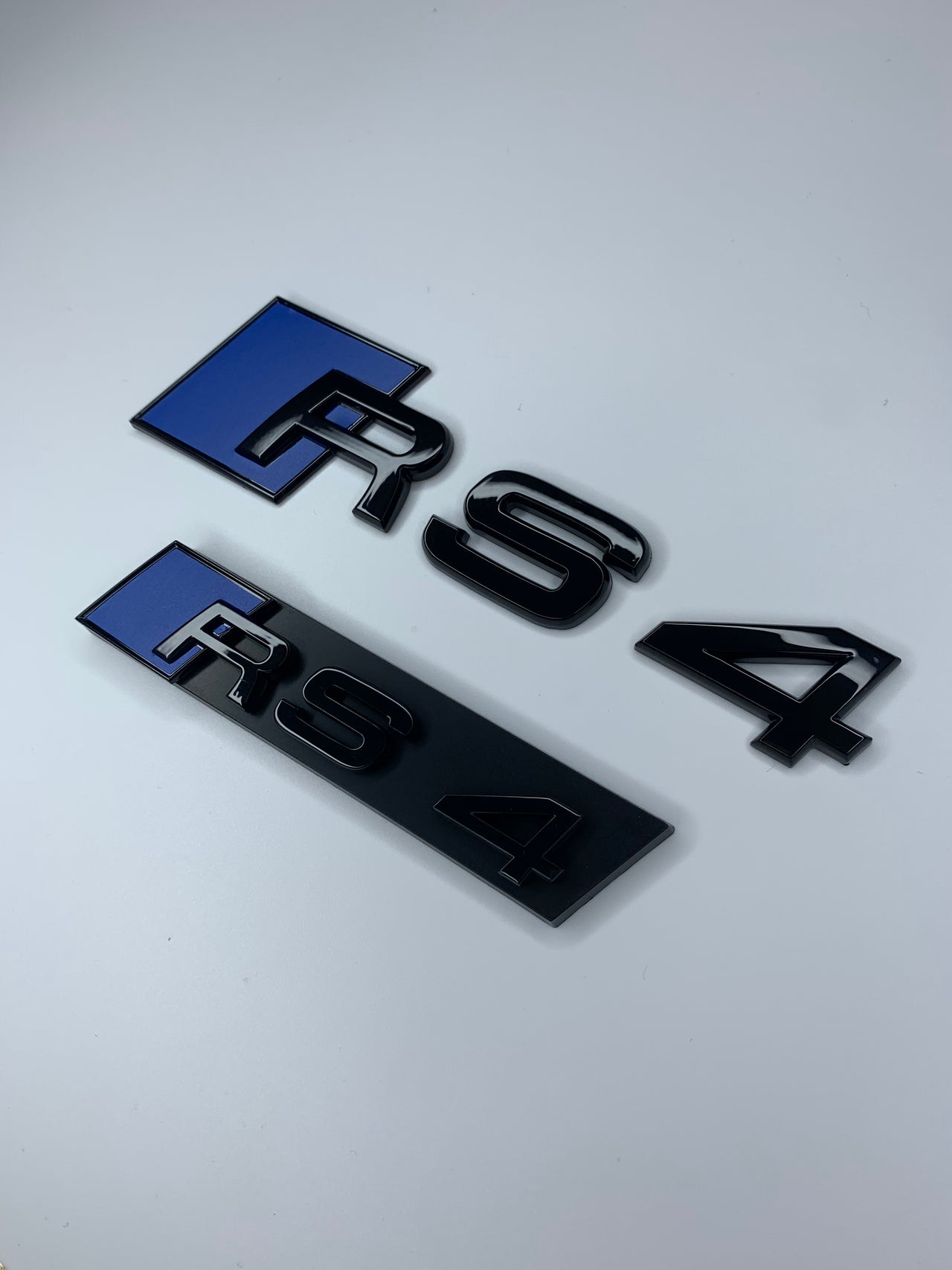 Ultramarine Blue RS4 Rear and Grill Badge