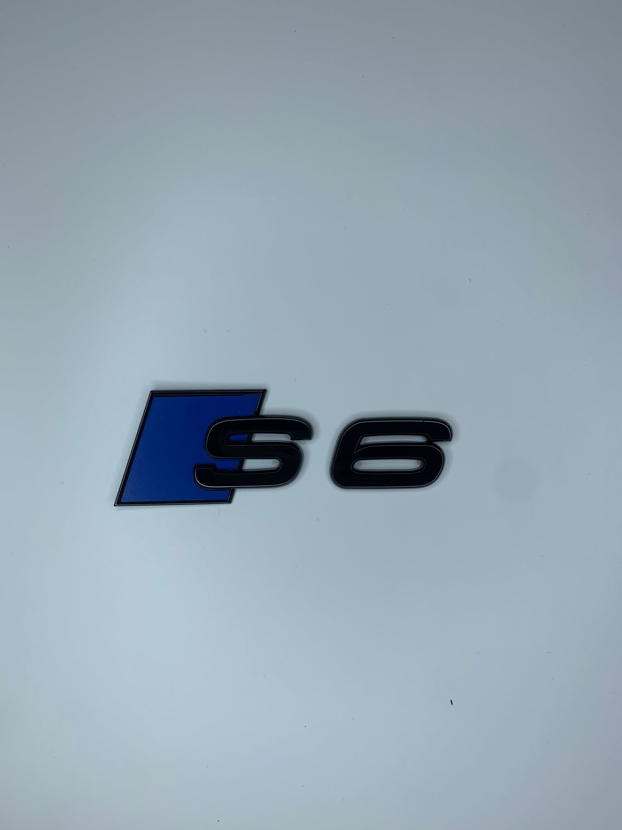Ultramarine Blue S6 Rear Badge